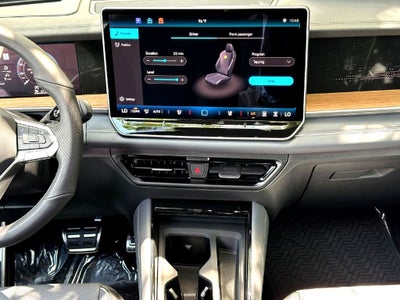 2026 Volkswagen Tiguan 2.0T SEL R-Line