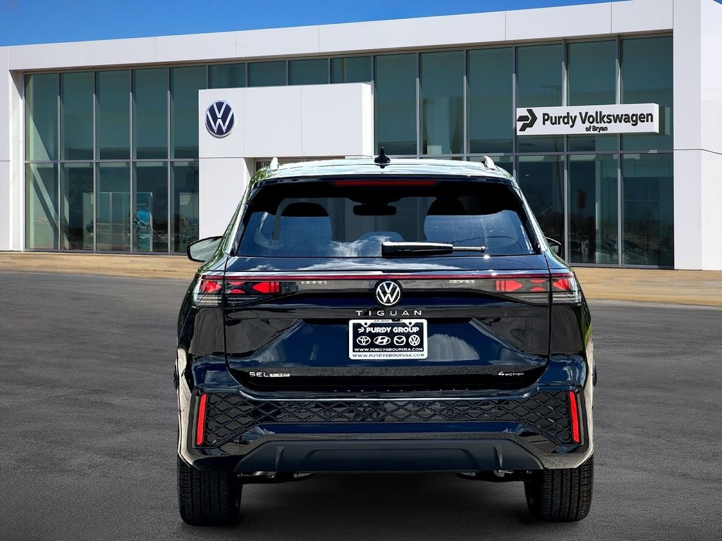 2026 Volkswagen Tiguan 2.0T SEL R-Line