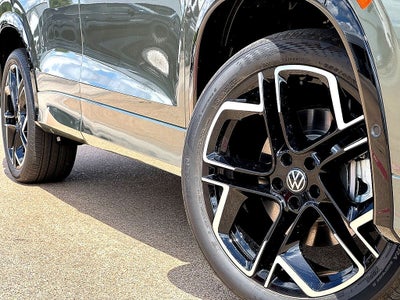 2026 Volkswagen Tiguan 2.0T SEL R-Line Turbo