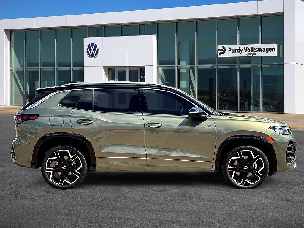 2026 Volkswagen Tiguan 2.0T SEL R-Line Turbo