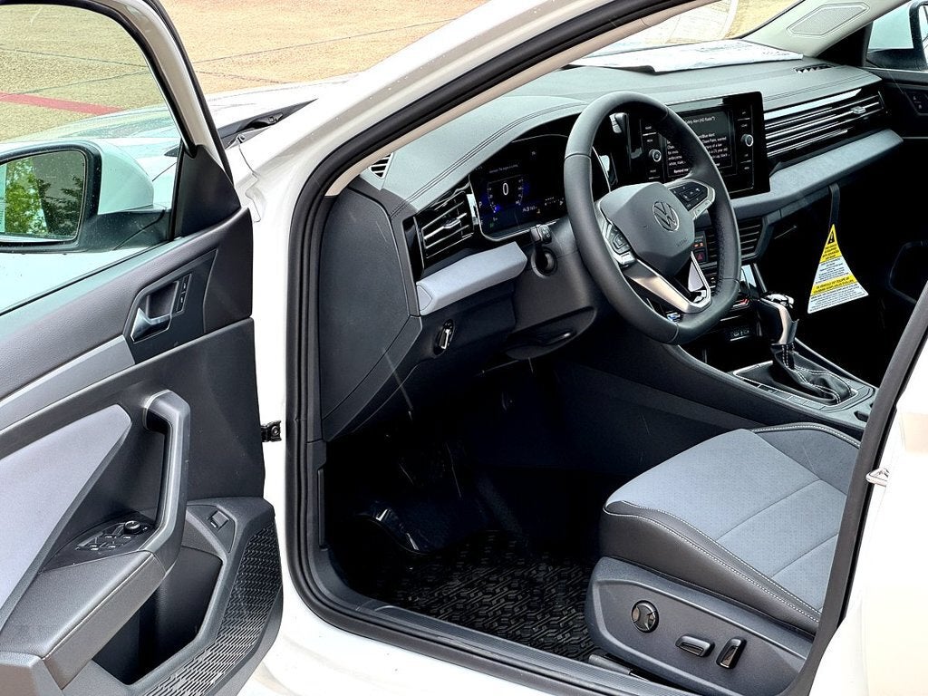 2027 Volkswagen Jetta 1.5T SE