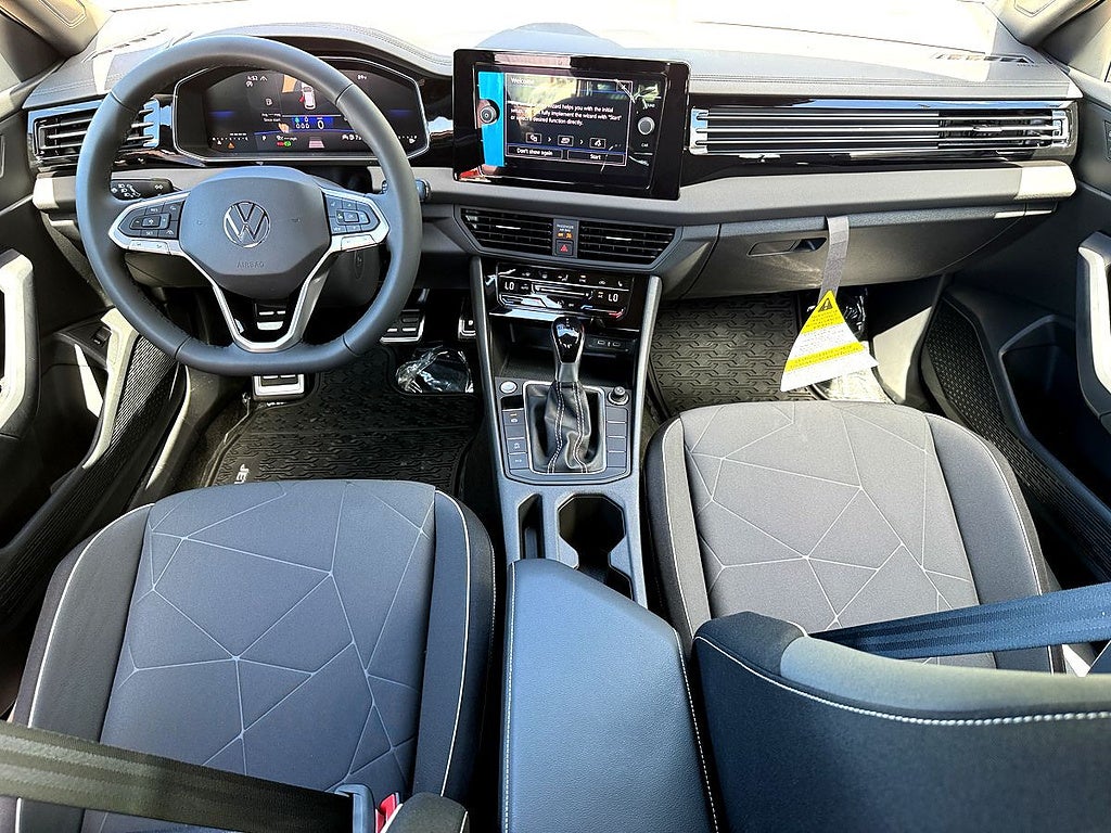 2027 Volkswagen Jetta 1.5T Sport