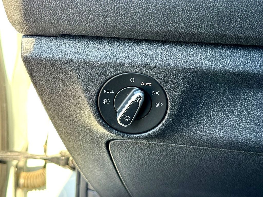 2021 Volkswagen Jetta Base