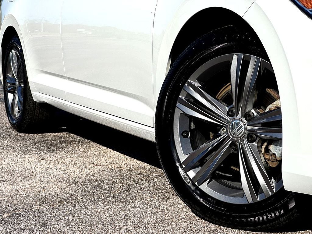 2021 Volkswagen Jetta Base