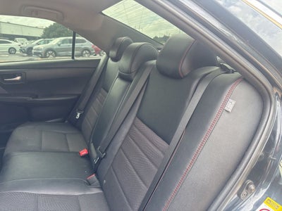 2017 Toyota Camry SE