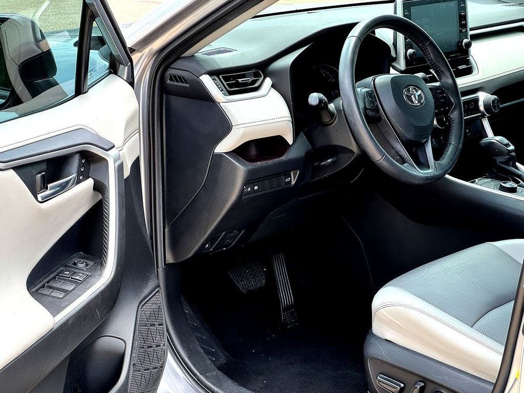 2022 Toyota RAV4 Hybrid Limited