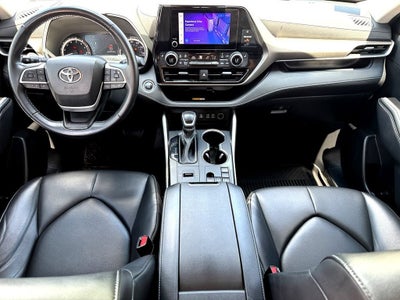 2023 Toyota Highlander XLE