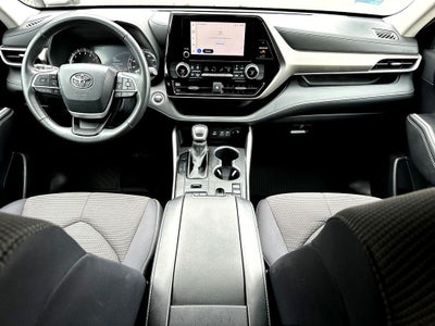 2024 Toyota Highlander LE