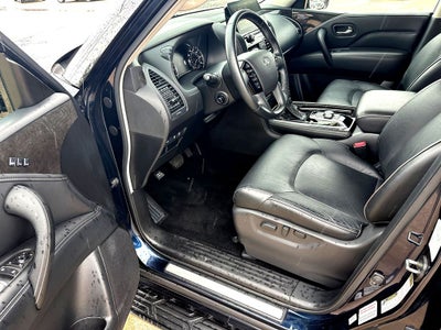 2024 INFINITI QX80 LUXE