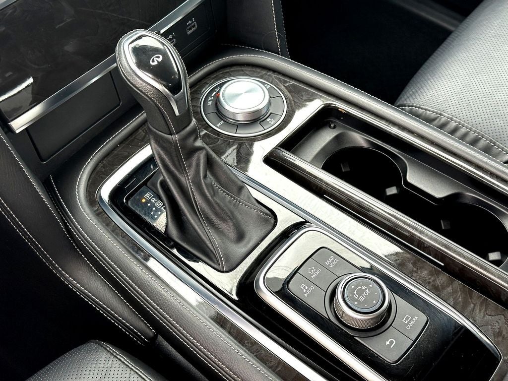 2024 INFINITI QX80 LUXE