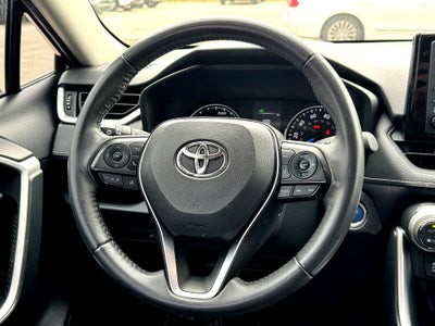 2022 Toyota RAV4 Hybrid XLE