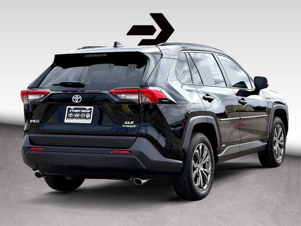 2022 Toyota RAV4 Hybrid XLE
