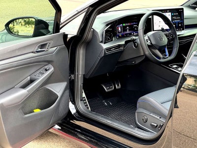 2026 Volkswagen Golf R 2.0T