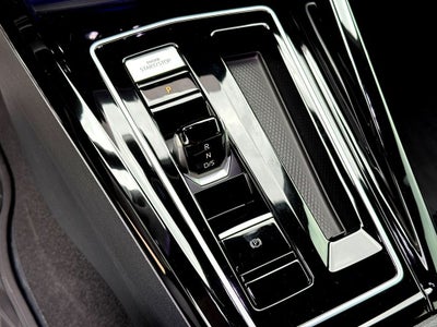 2026 Volkswagen Golf R 2.0T