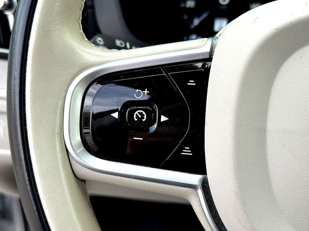 2021 Volvo XC60 T5 Inscription