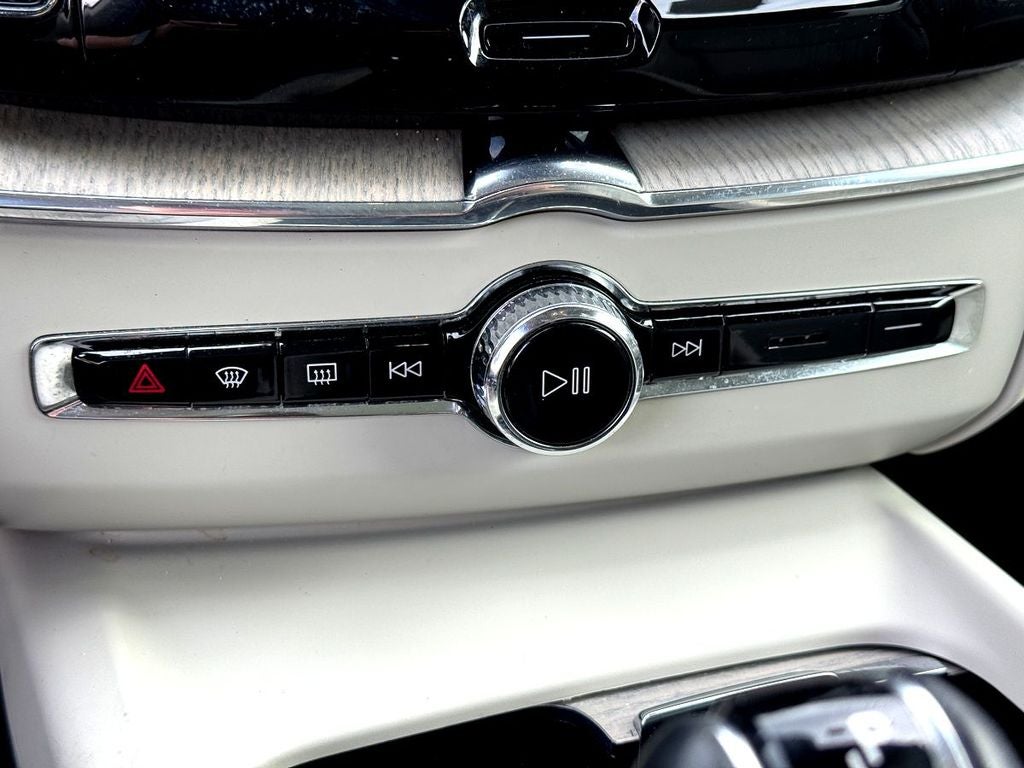 2021 Volvo XC60 T5 Inscription