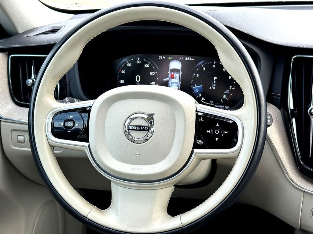 2021 Volvo XC60 T5 Inscription